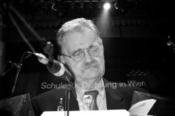 H.C.ARTMANN   SCHULE DER DICHTUNG   VIENNA1995
